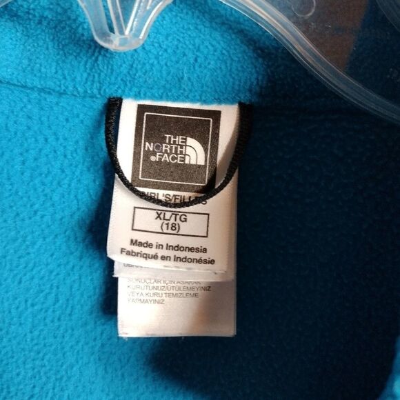 Girls North Face jacket - Picture 5 of 8